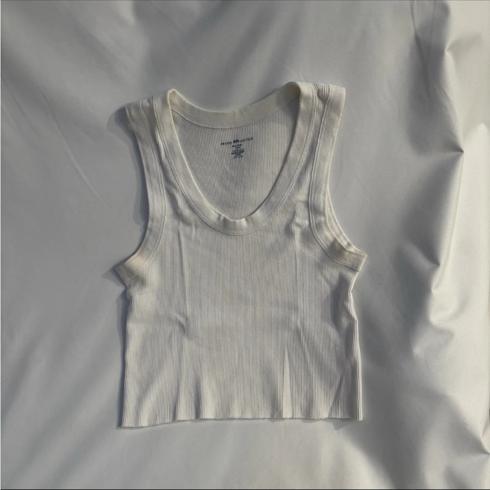 Brandy Melville White Ribbed Crop Tank Top